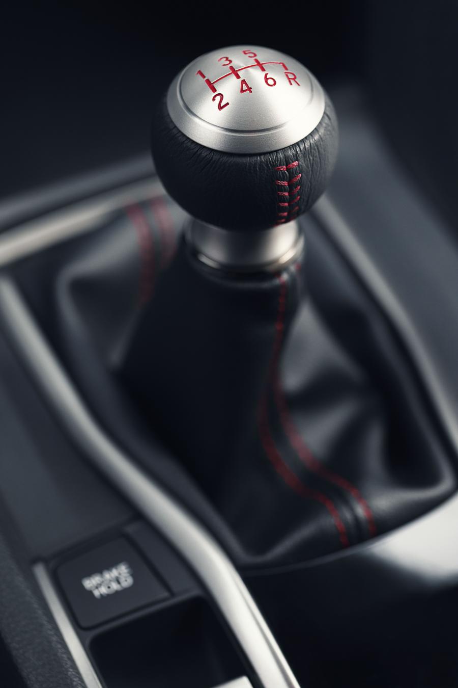 Детали интерьера Honda Civic Hatchback Sport Line (FK) 2019 года  (WW) (фото 11 из 13)